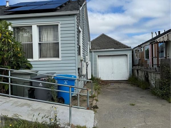 229 Angus E, San Bruno, CA 94066