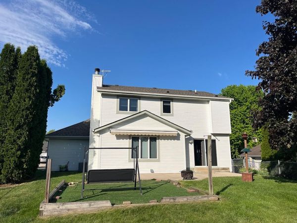 241 Quail Cir, West Bend, WI 53095