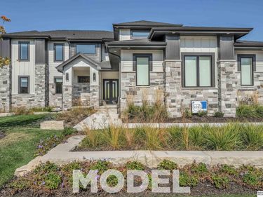 22754 Sanctuary Ridge Drive, Elkhorn, NE 68022