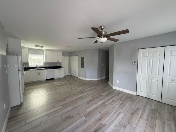 4393 Davis Rd , Unit 2, Lake Worth, FL 33461