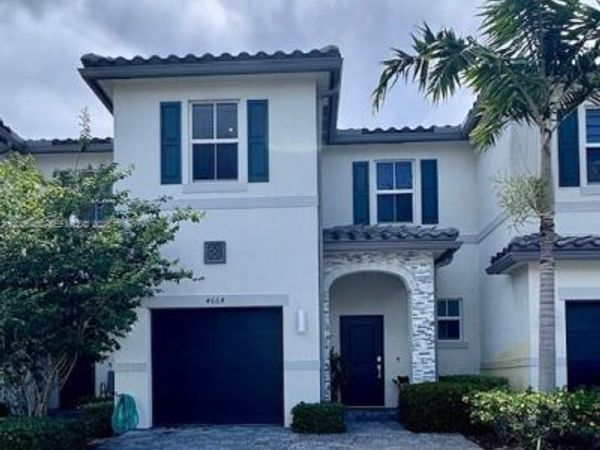 4664 NW 120th Way , Coral Springs, FL 33076