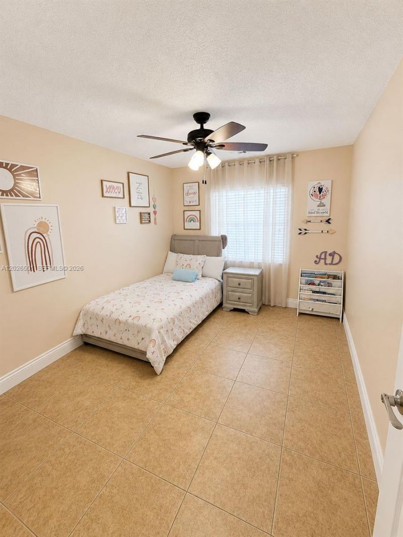 8303 SW 20th St, North Lauderdale, FL 33068 Photo