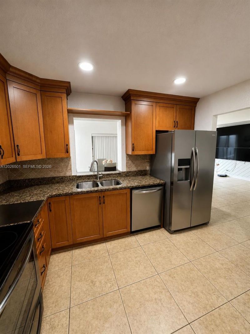 8303 SW 20th St, North Lauderdale, FL 33068 Photo