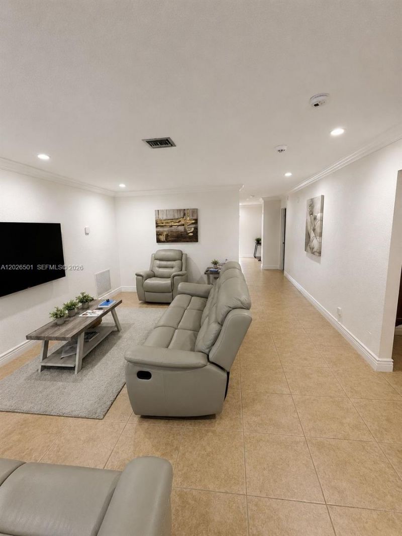8303 SW 20th St, North Lauderdale, FL 33068 Photo