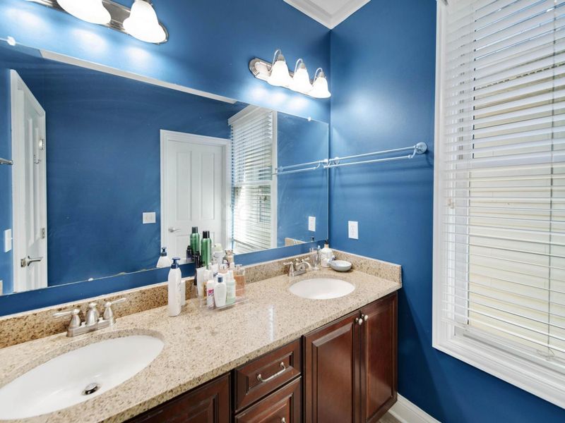 1018 Perry Street, Unit 10-101, Columbus, OH 43201 Photo 14