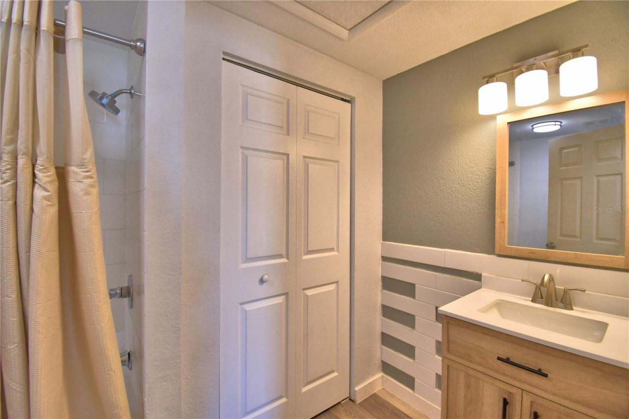 208 Center Street, Auburndale, FL 33823 Photo