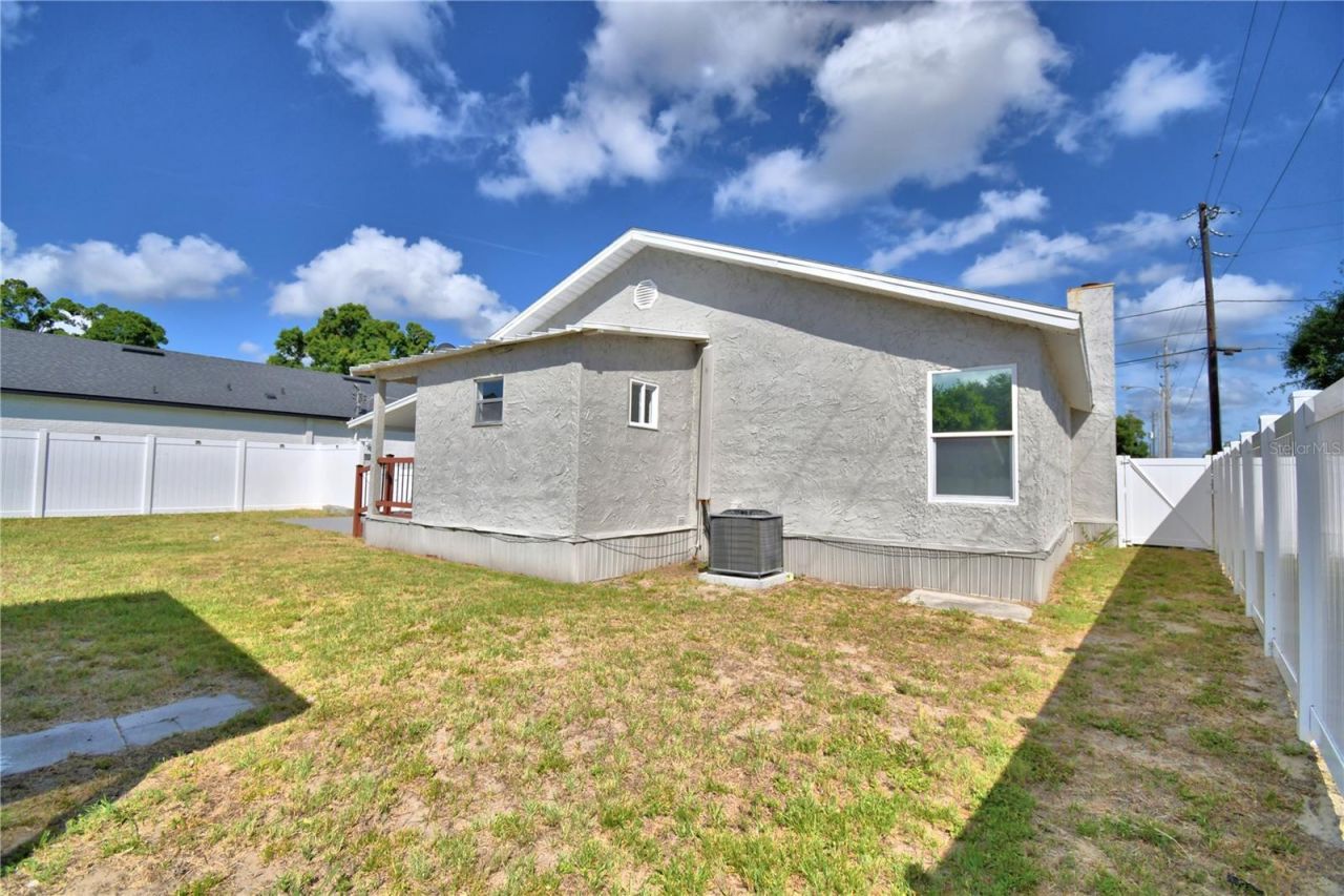 208 Center Street, Auburndale, FL 33823 Photo