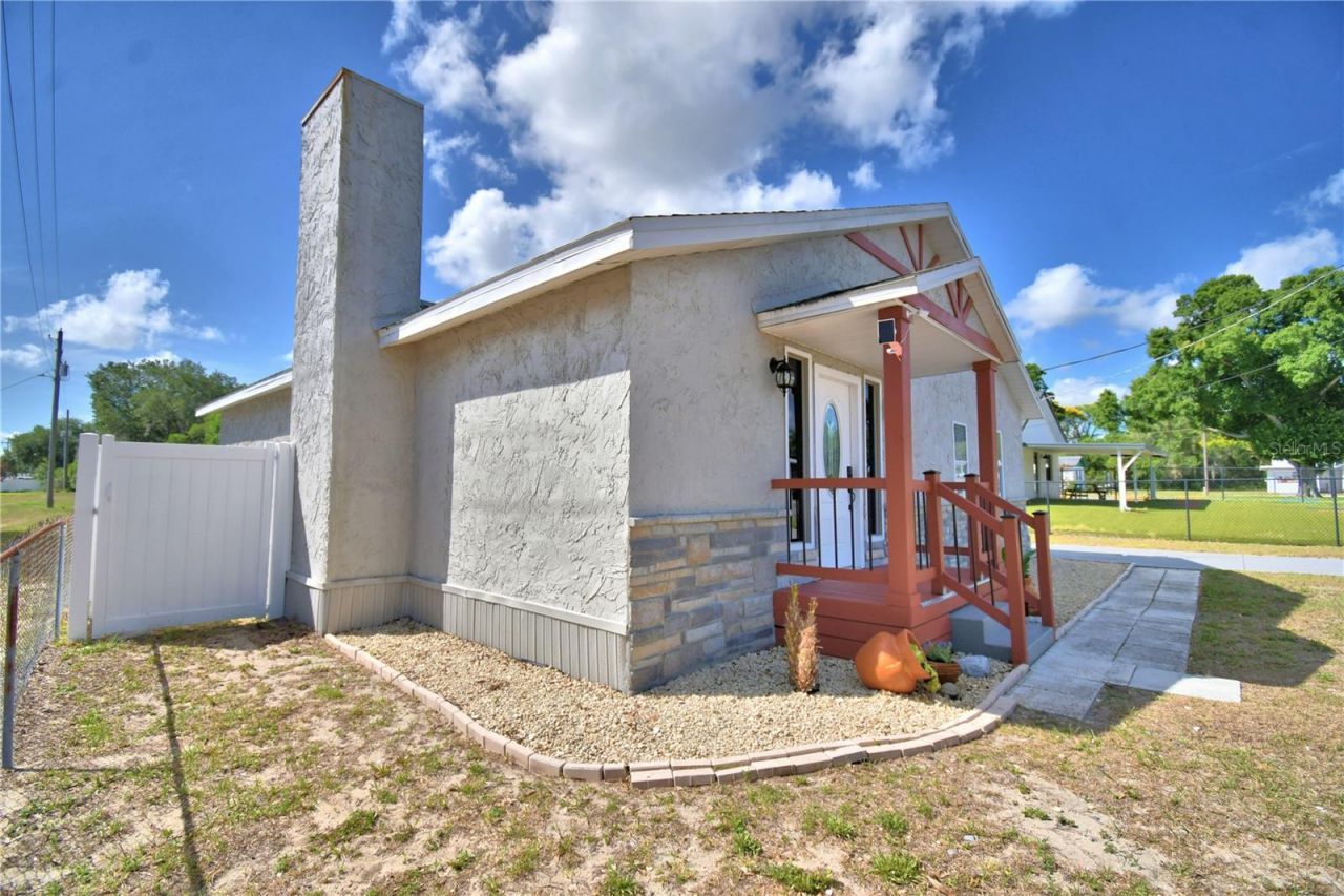 208 Center Street, Auburndale, FL 33823 Photo