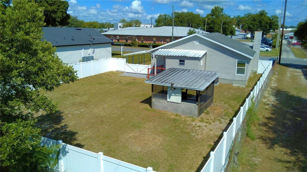 208 Center Street, Auburndale, FL 33823 Photo