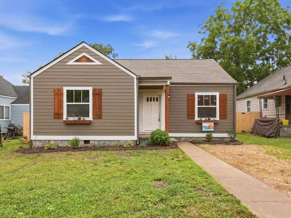 2202 Chamberlain Avenue , Chattanooga, TN 37404