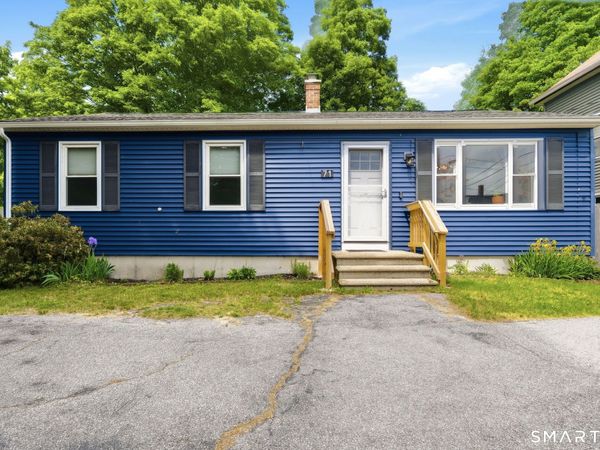 71 Smith, Putnam, CT 06260