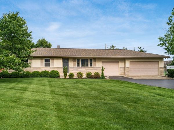 3542 Hoover Road , Grove City, OH 43123