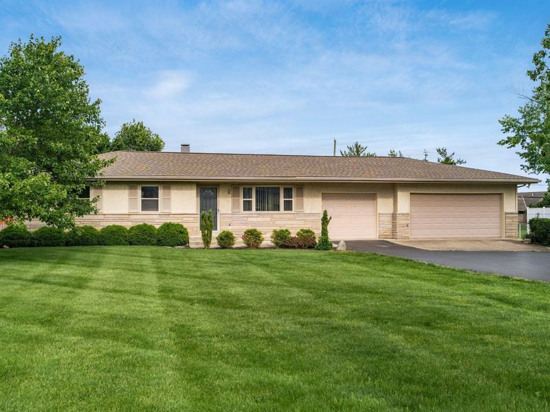 3542 Hoover Road, Grove City, OH 43123 Photo 1