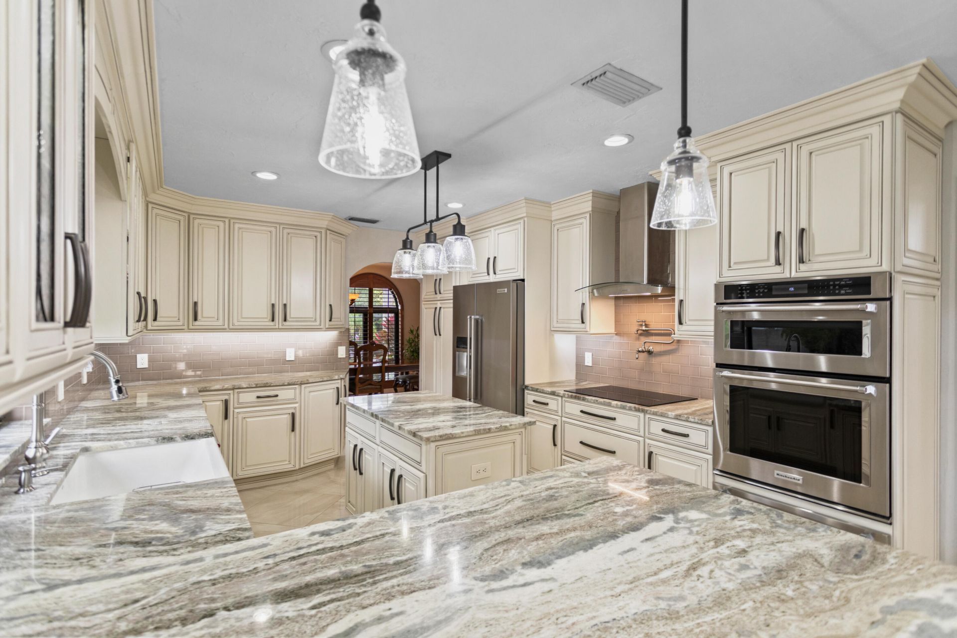 8540 N Lake Dasha Drive, Plantation, FL 33324 Photo