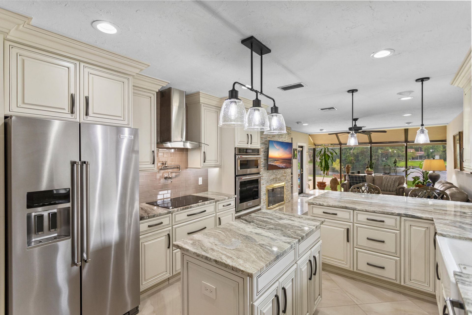 8540 N Lake Dasha Drive, Plantation, FL 33324 Photo