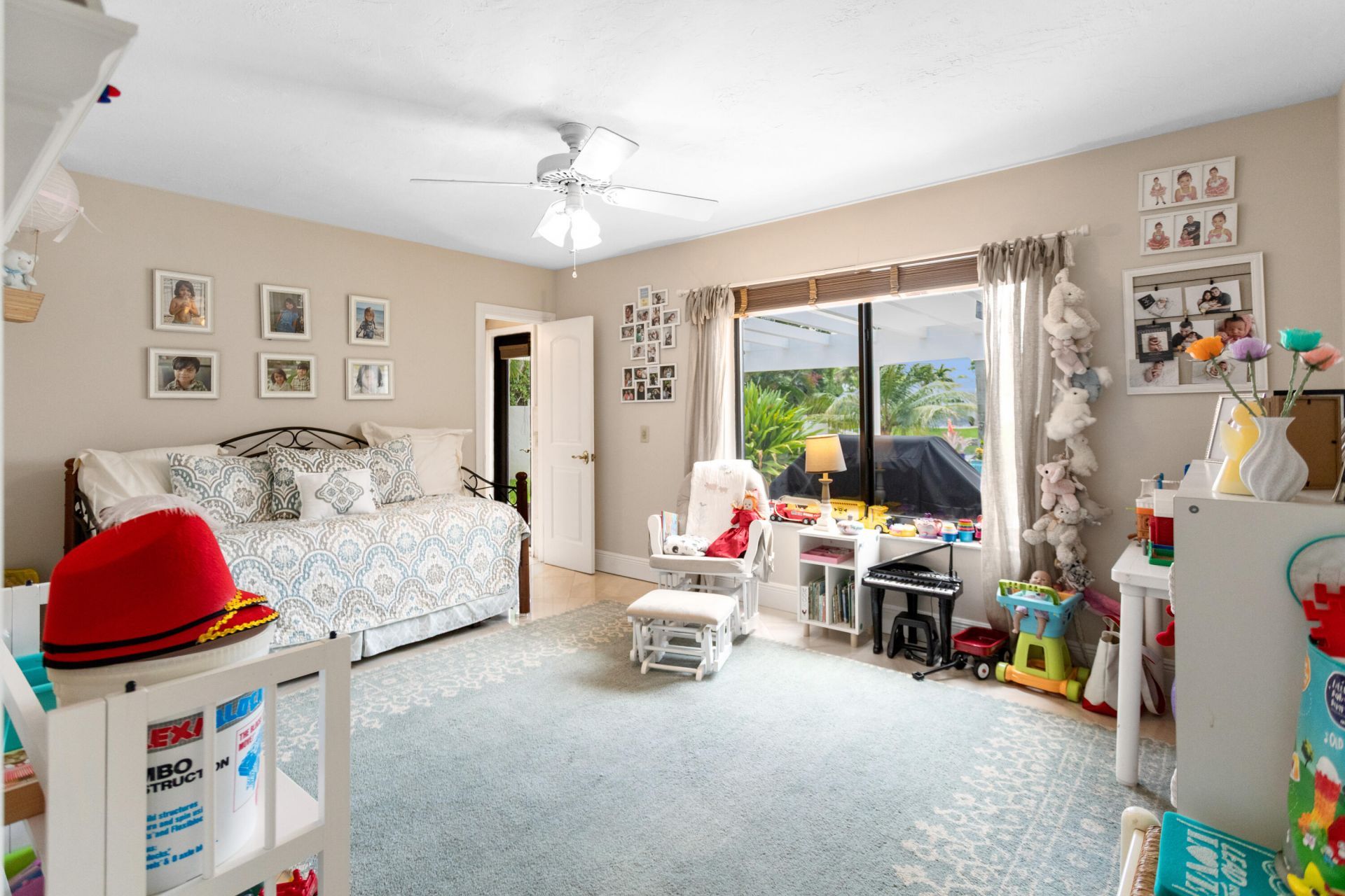 8540 N Lake Dasha Drive, Plantation, FL 33324 Photo