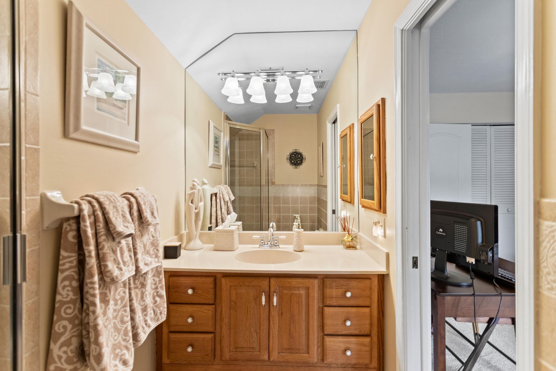 8540 N Lake Dasha Drive, Plantation, FL 33324 Photo