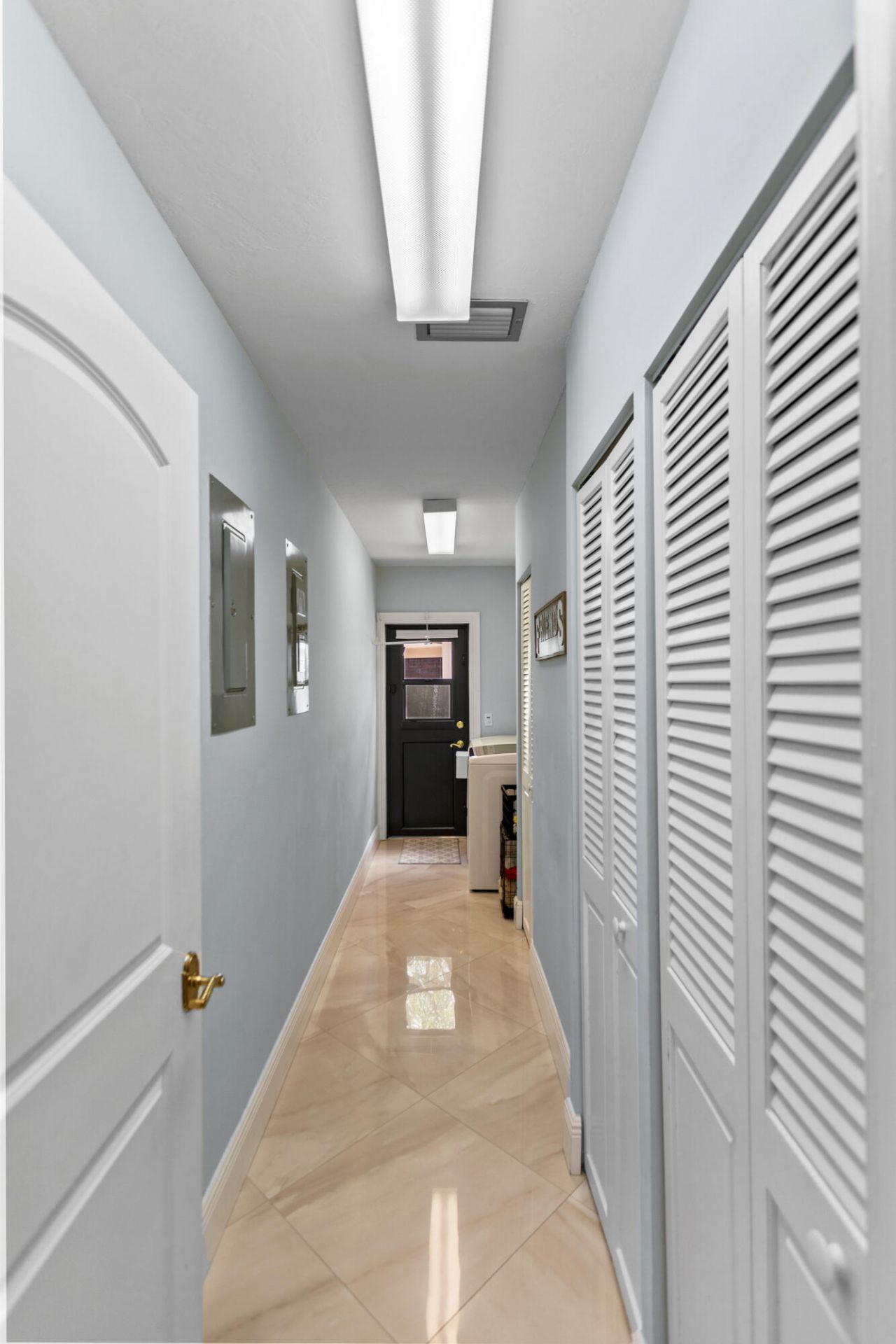 8540 N Lake Dasha Drive, Plantation, FL 33324 Photo