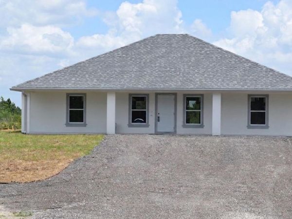 18121 NW 272nd Street, Okeechobee, FL 34972