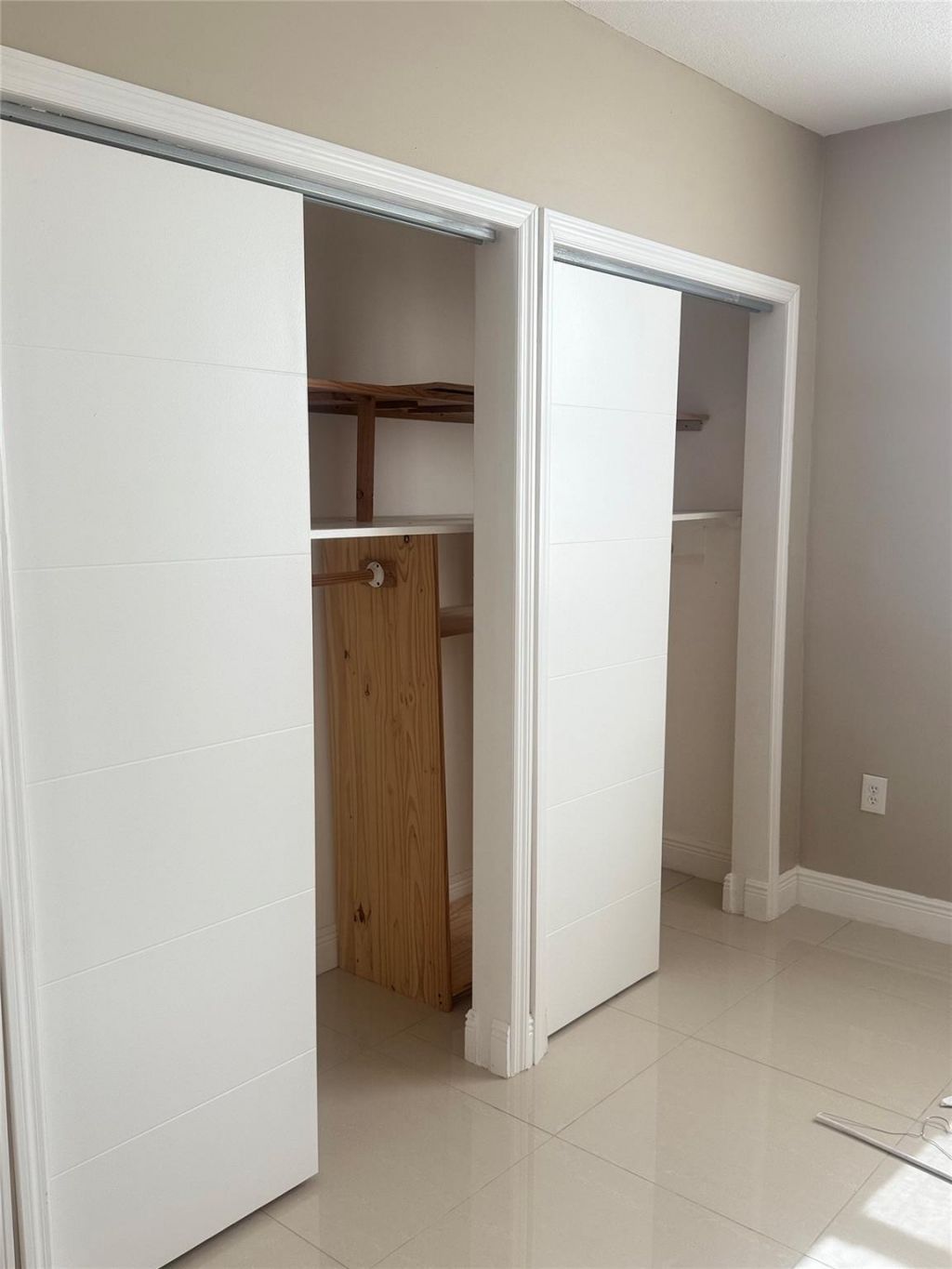 14225 Memorial Hwy 1f Highway, Unit 1f, Miami, FL 33161 Photo