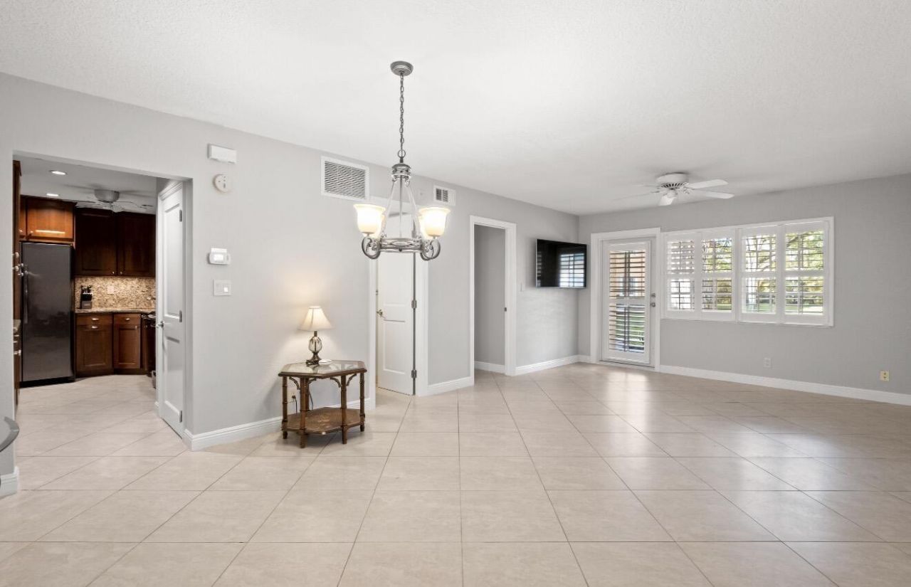 1940 NE 2nd Avenue, Unit 101j, Wilton Manors, FL 33305 Photo