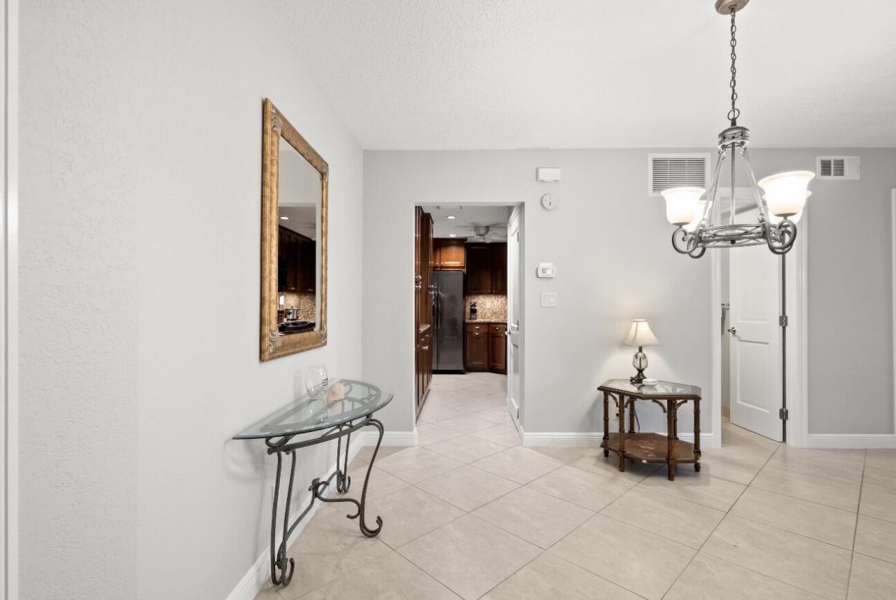 1940 NE 2nd Avenue, Unit 101j, Wilton Manors, FL 33305 Photo