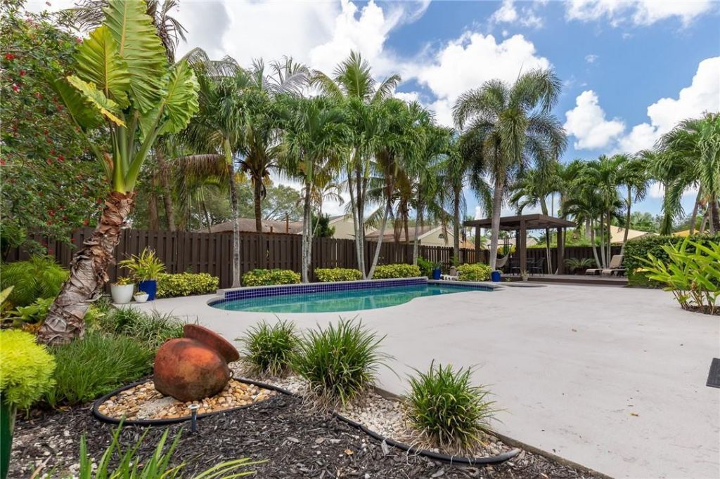 5231 SW 115th Avenue, Cooper City, FL 33330 Photo