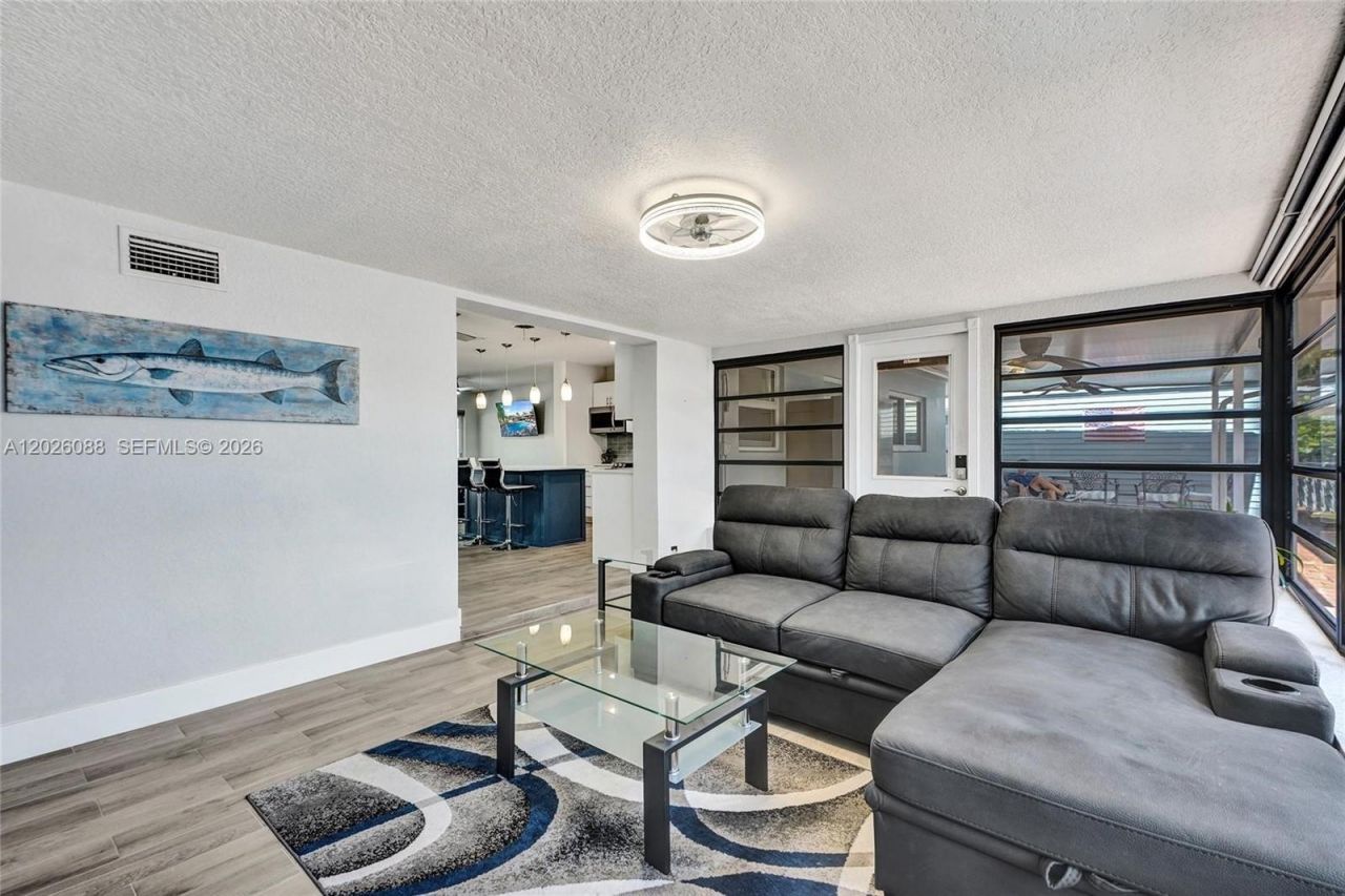 200 SE 3rd St , Pompano Beach, FL 33060 Photo