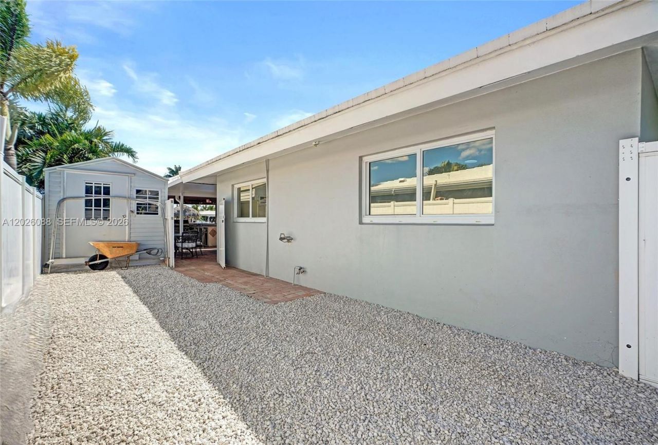 200 SE 3rd St , Pompano Beach, FL 33060 Photo