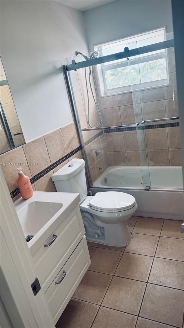 363 Washington Ave, Unit 52, Miami Beach, FL 33139 Photo
