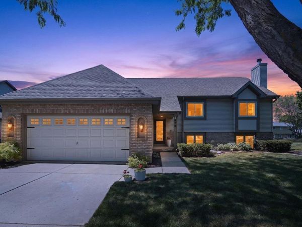 916 Katherine Drive, Sun Prairie, WI 53590