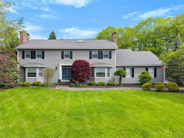 8069 Irish Mist Lane , Manlius, NY 13104