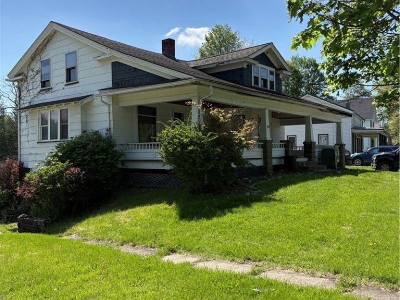 2918 High Street, Rock Creek, OH 44084 Photo 3