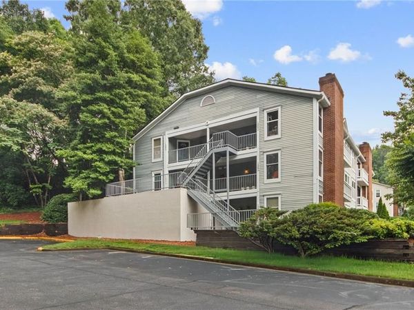 1283 Keys Lake Drive NE, Brookhaven, GA 30319