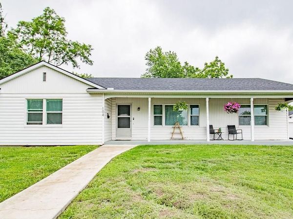 104 S Bagby Street, Knob Noster, MO 65336