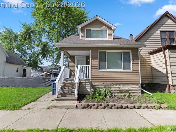 74 Pine Street, River Rouge, MI 48218
