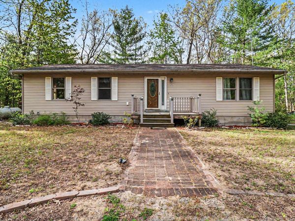 7137 E Catherine Road, Fountain, MI 49410