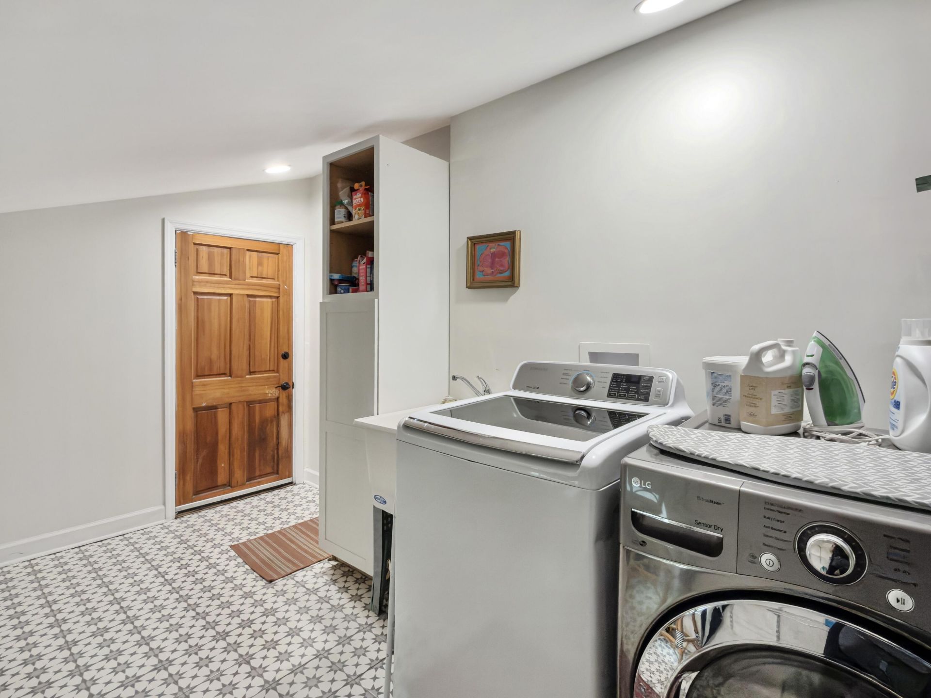 1524 Shandon Street Photo 20