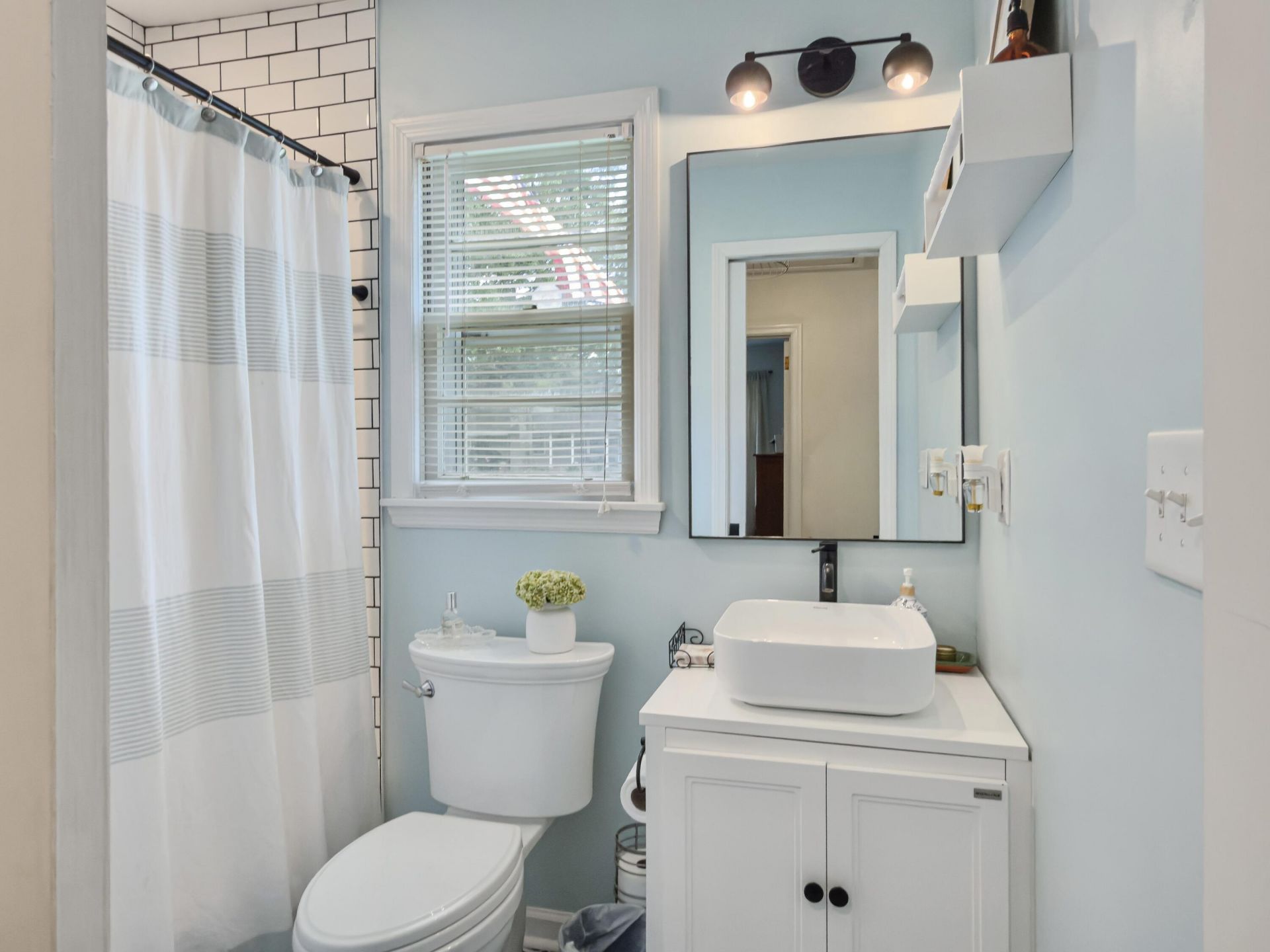 1524 Shandon Street Photo 8