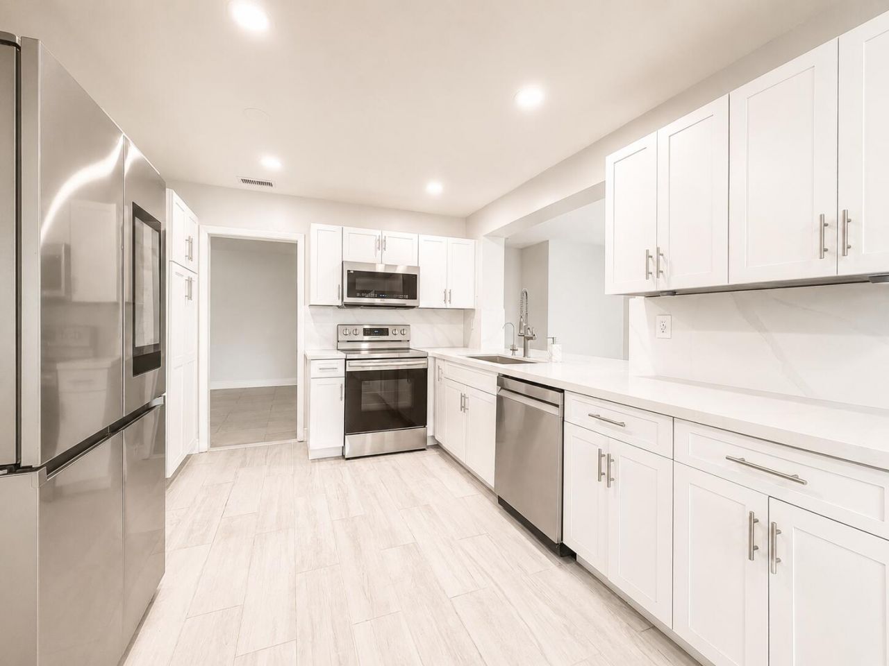 1200 NW 76th Avenue, Hollywood, FL 33024 Photo