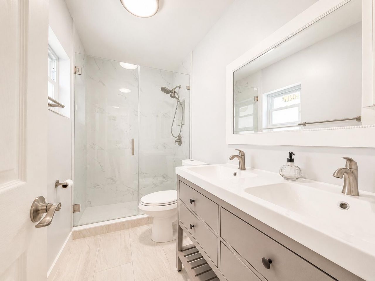 1200 NW 76th Avenue, Hollywood, FL 33024 Photo
