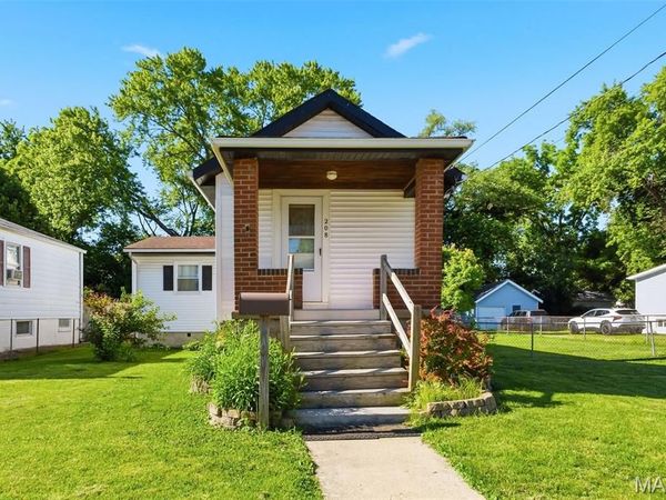 208 W Arlee Avenue , St Louis, MO 63125