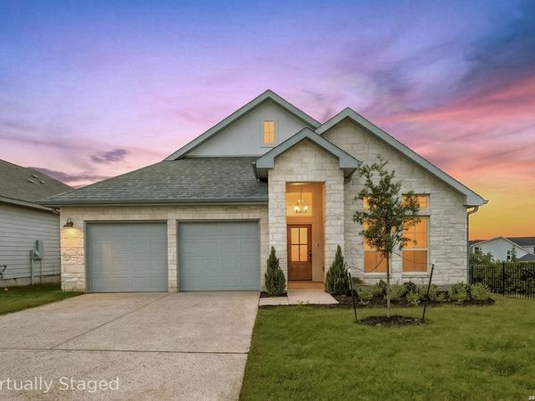 1801 N Chateau, Kerrville, TX 78028