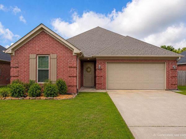 131 VIENNE Place, Maumelle, AR 72113