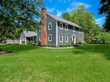 10 FAIRFIELD LANE, DOYLESTOWN, PA 18901