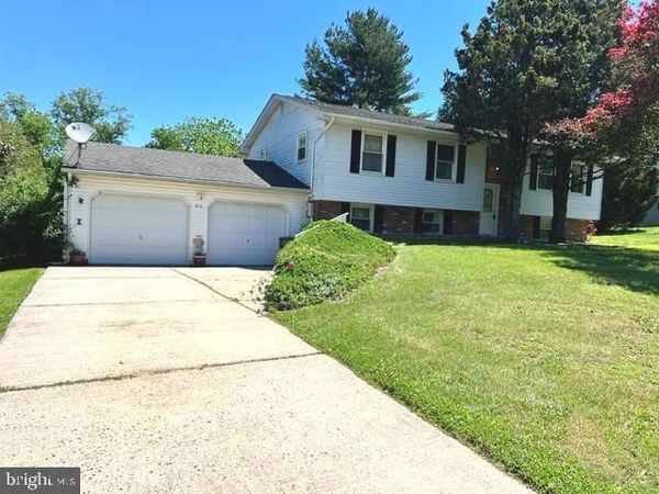 810 STONE HAVEN DRIVE, JARRETTSVILLE, MD 21084