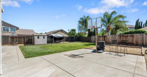 8541 Armada Ct, Elk Grove, CA 95624 Photo