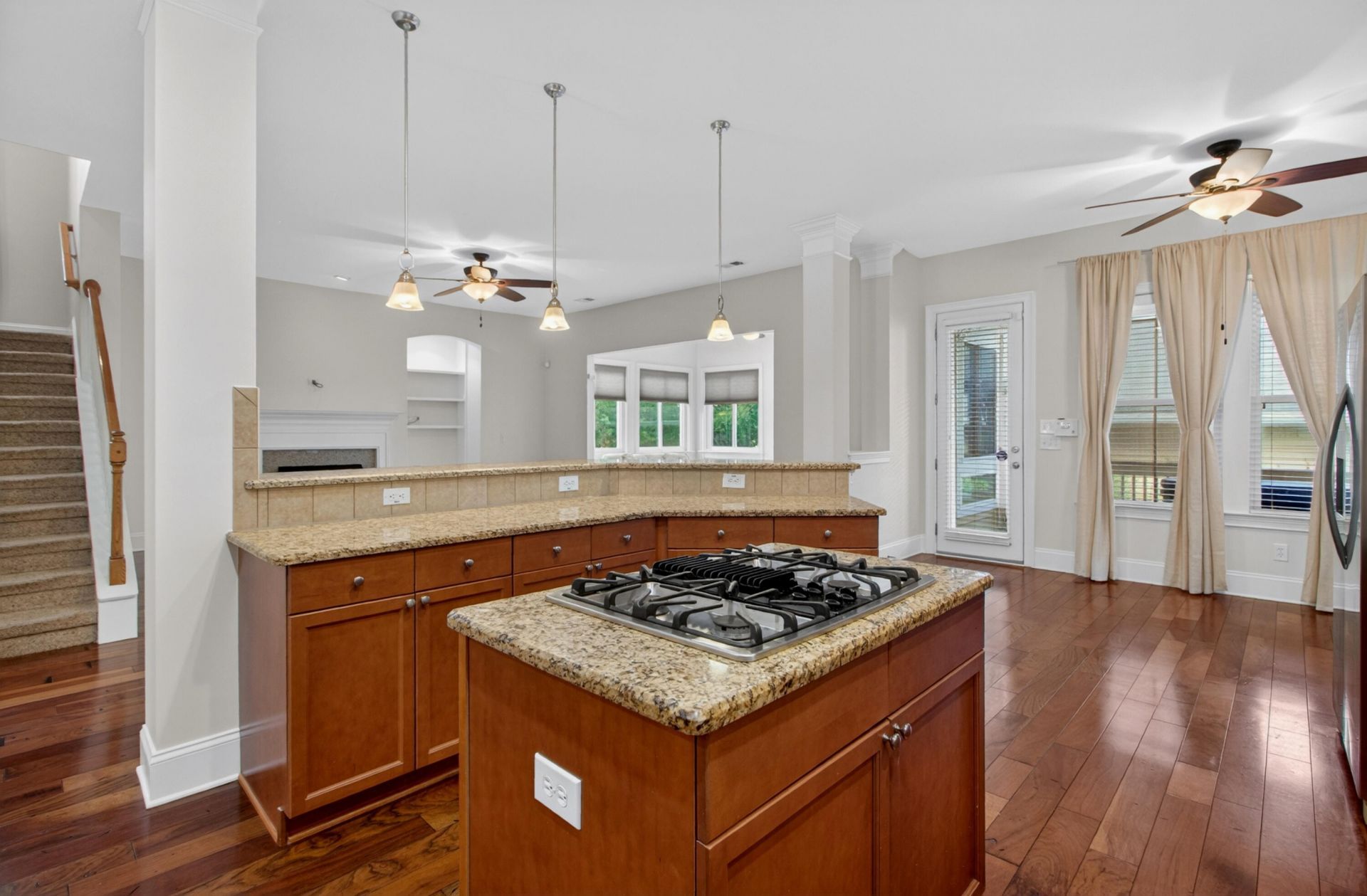 120 Westoe Street Photo 16