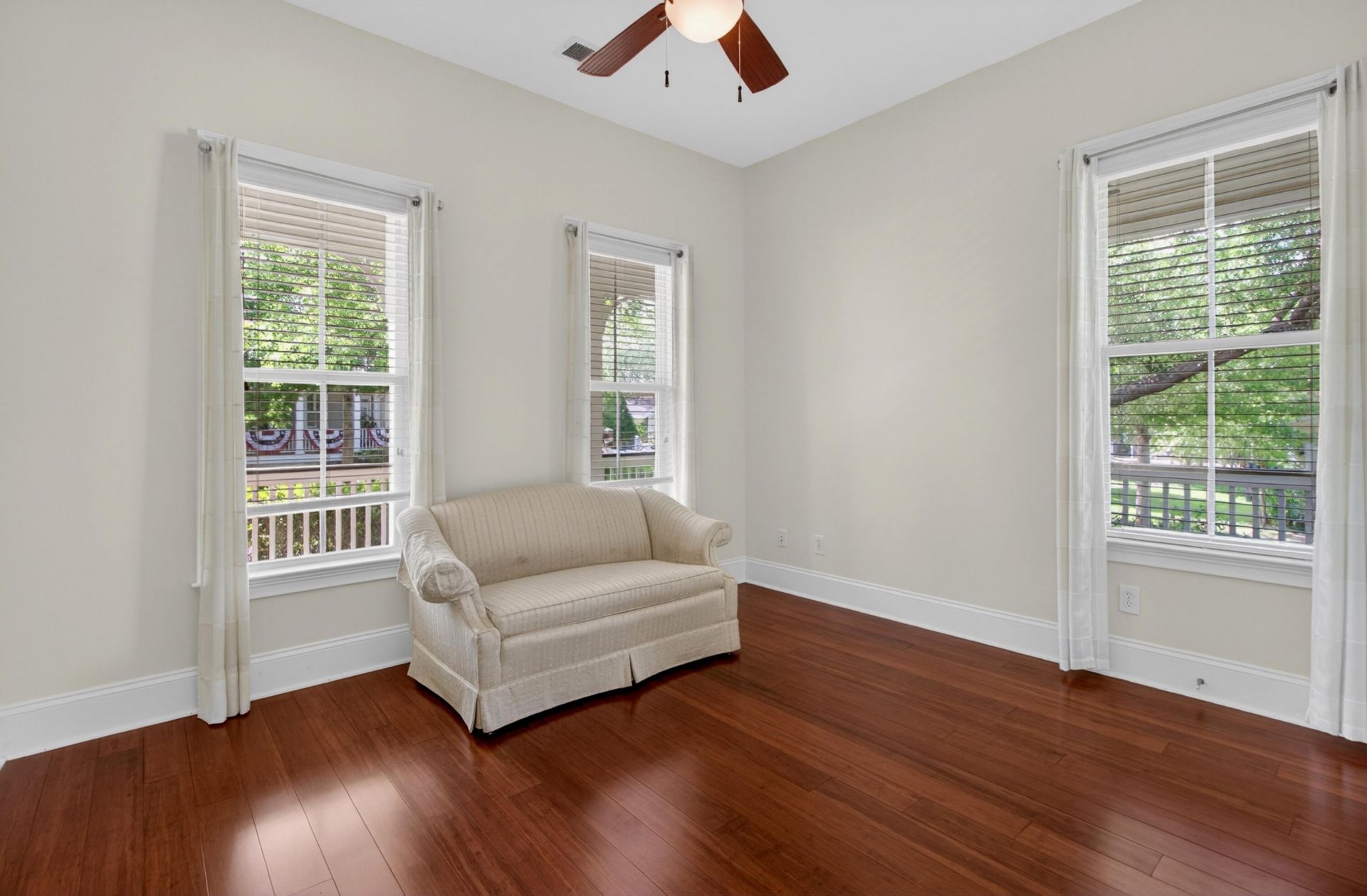 120 Westoe Street Photo 20