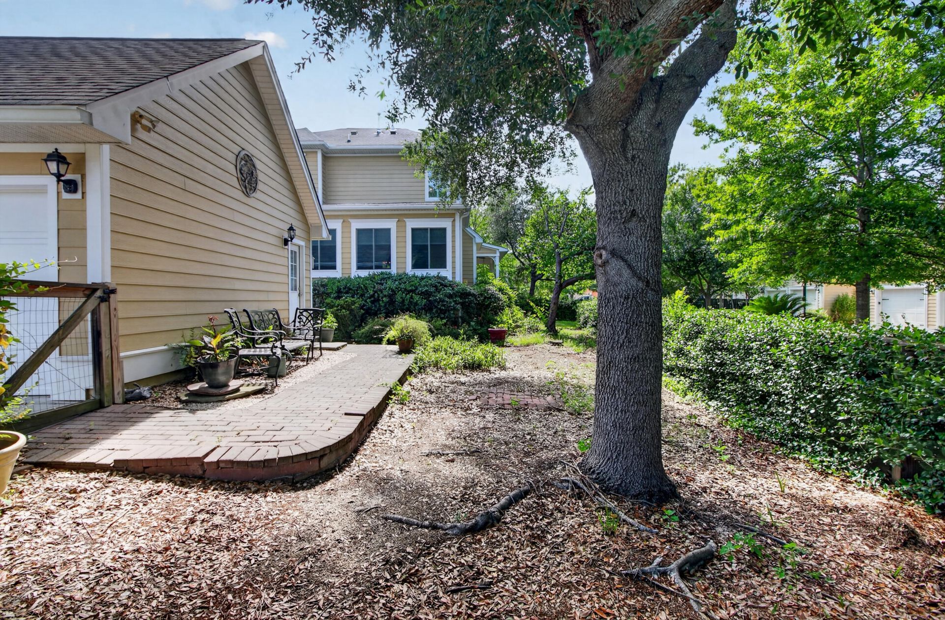 120 Westoe Street Photo 40